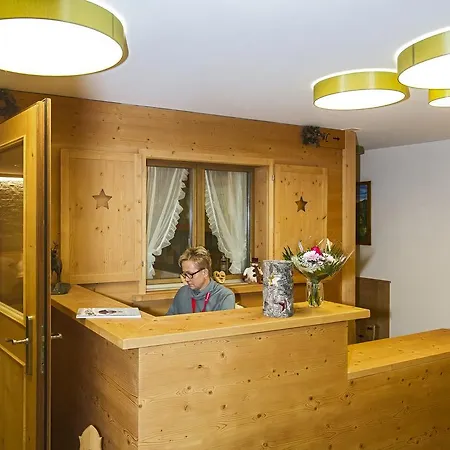 Sportlodge Las Stailas Guest house *