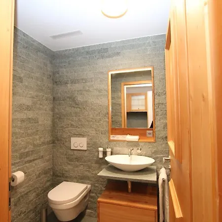 Sportlodge Las Stailas Guest house Lenz